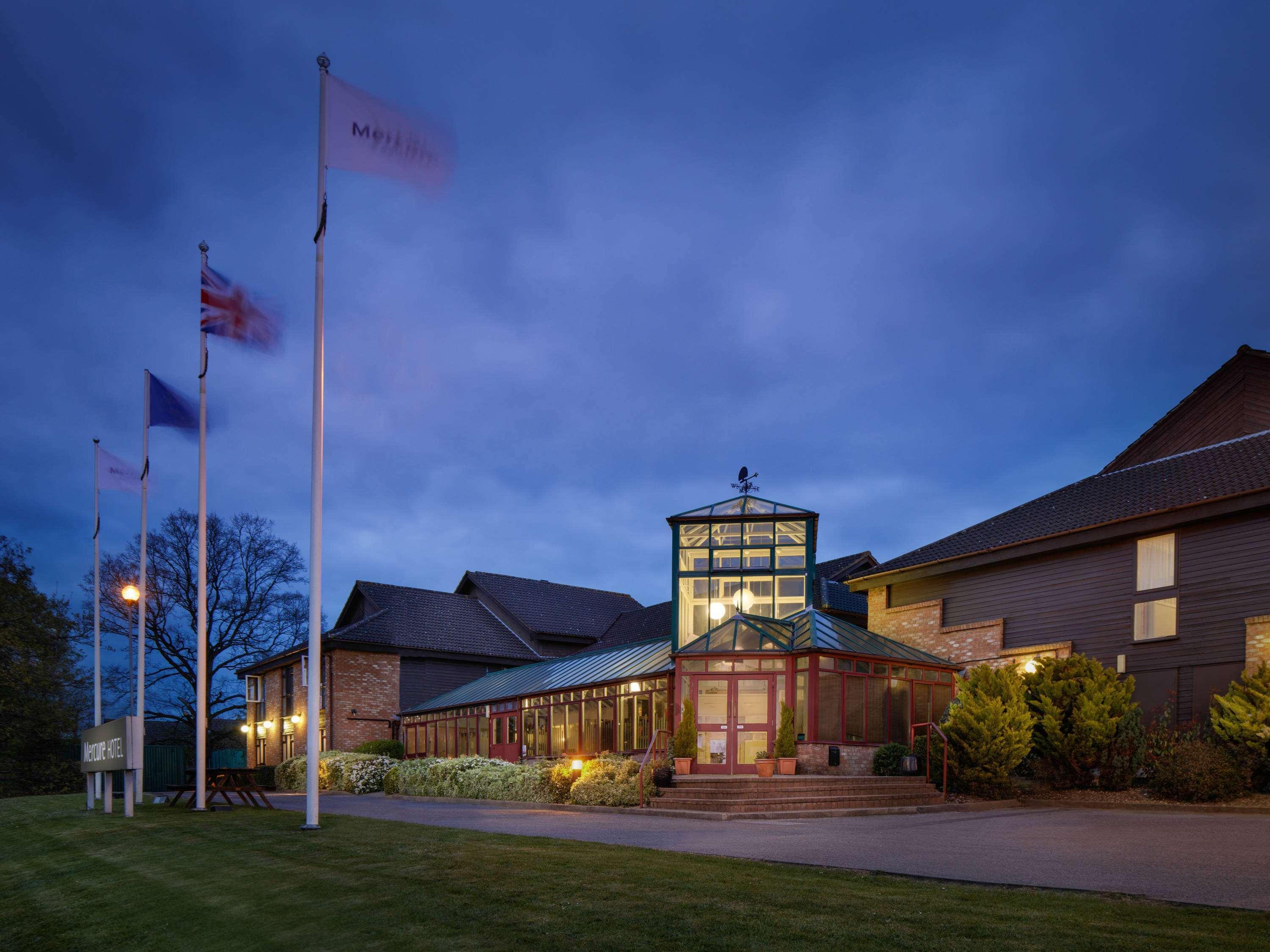 Mercure Hatfield Oak Hotel מראה חיצוני תמונה