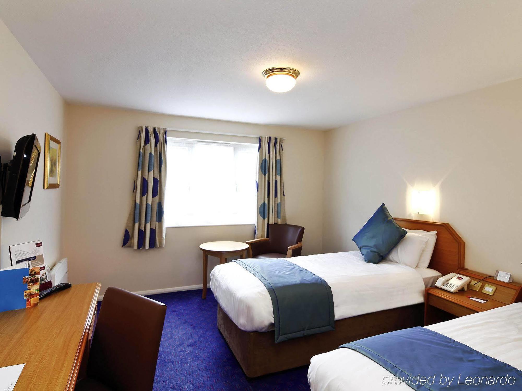 Mercure Hatfield Oak Hotel מראה חיצוני תמונה