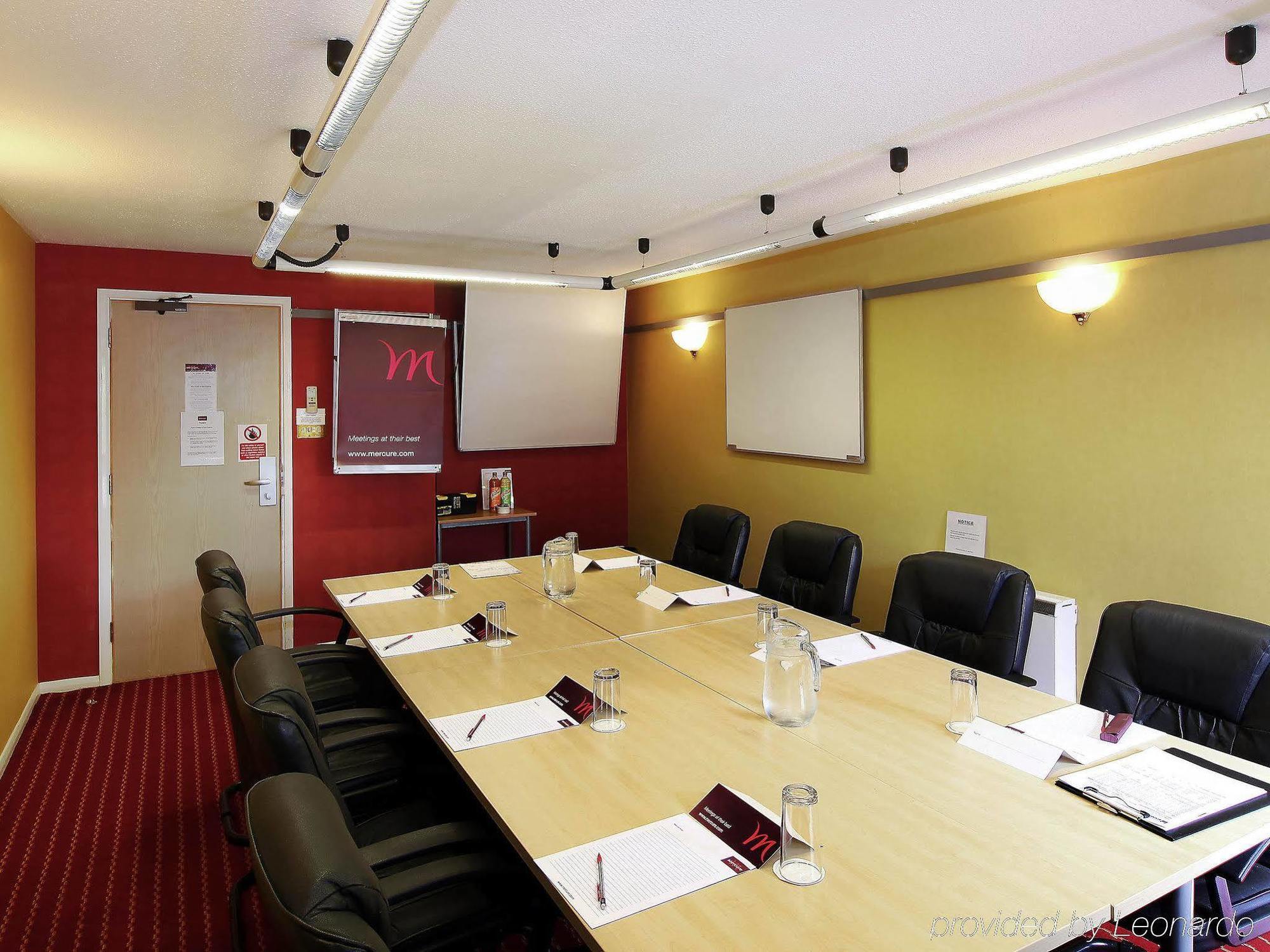 Mercure Hatfield Oak Hotel מראה חיצוני תמונה